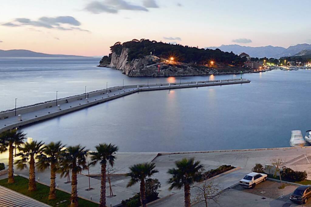 Deluxe Beni Makarska, 4 Person Sea View Apartamento *